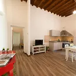 Residenza Santa Croce Apartamento Florencia