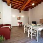 Residenza Santa Croce *