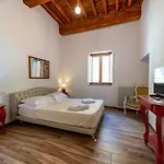 Residenza Santa Croce *