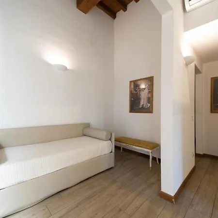 Residenza Santa Croce *