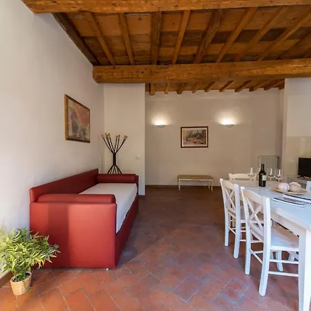 Residenza Santa Croce *