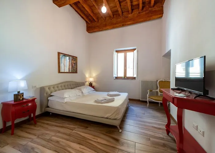 Residenza Santa Croce *